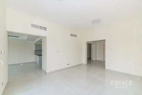 Villa en Springs 4, The Springs, Dubai, 3 dormitorios, 277 m², № 61921 - foto 5