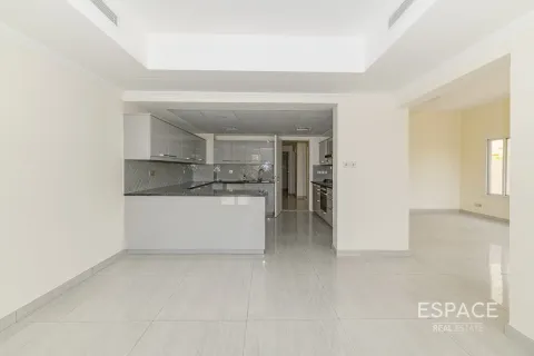 Villa en Springs 4, The Springs, Dubai, 3 dormitorios, 277 m², № 61921 - foto 3