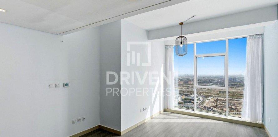 Apartment in Jumeirah Lake Towers, Dubai 1 bedroom, 86.31 sq.m. № 129879