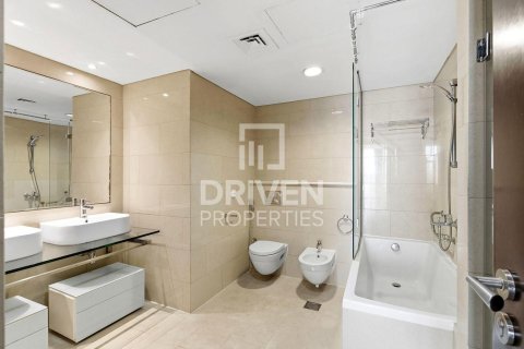 Apartment in Jumeirah Lake Towers, Dubai 1 bedroom, 86.31 sq.m. № 129879 - photo 2