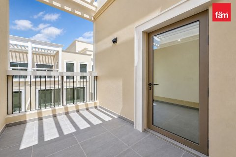 Townhouse in Dubai 4 bedrooms, 144 sq.m. № 134753 - photo 14