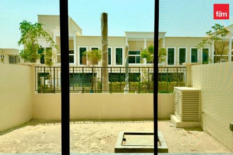 Townhouse in Dubai 4 bedrooms, 144 sq.m. № 134753 - photo 11