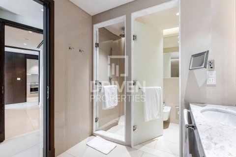 Apartment in The Address Residence Fountain Views, Downtown Dubai (Downtown Burj Dubai), Dubai 2 bedrooms, 126.53 sq.m. № 138205 - photo 11