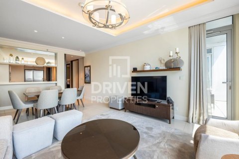 Apartment in The Address Residence Fountain Views, Downtown Dubai (Downtown Burj Dubai), Dubai 2 bedrooms, 126.53 sq.m. № 138205 - photo 4