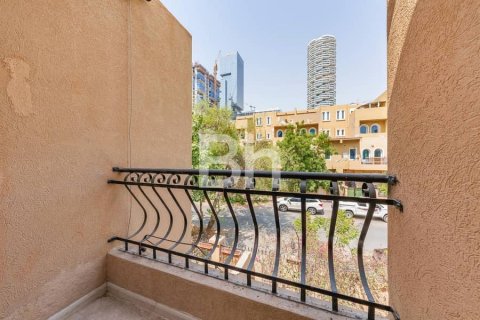 Villa à Jumeirah Village Circle, Dubai, 2 chambres, 195 m², № 57990 - photo 20