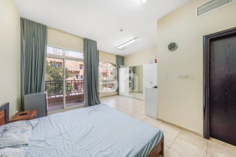 Villa à Jumeirah Village Circle, Dubai, 2 chambres, 195 m², № 57990 - photo 1
