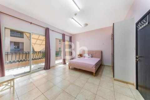 Villa à Jumeirah Village Circle, Dubai, 2 chambres, 195 m², № 57990 - photo 2