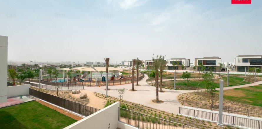 Villa in Al Furjan, Dubai 5 bedrooms, 570 sq.m. № 50050