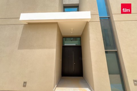 Villa in Al Furjan, Dubai 4 bedrooms, 480 sq.m. № 50052 - photo 27