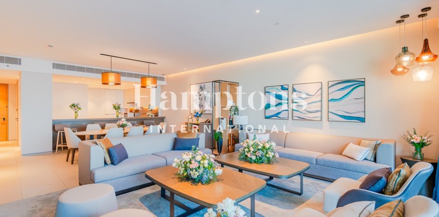 Apartment in Jumeirah Beach Residence, Dubai 4 bedrooms, 335.31 sq.m. № 84561