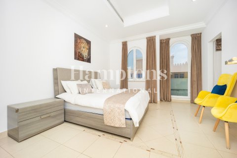 Villa in FIVE Palm Jumeirah, Palm Jumeirah, Dubai 4 bedrooms, 684.50930400 sq.m. № 84562 - photo 8
