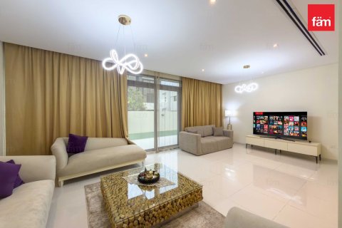 Villa à Dubai, 3 chambres, 326.8 m², № 97790 - photo 2