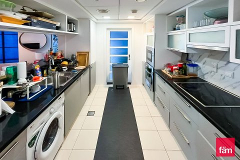 Apartamento en Downtown Dubai (Downtown Burj Dubai), Dubai, 1 dormitorio, 120.7 m², № 97792 - foto 16