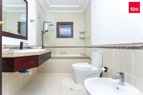 Villa in Palm Jumeirah, Dubai 4 bedrooms, 468.7 sq.m. № 97782 - photo 23