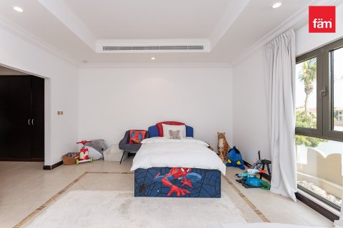 Villa in Palm Jumeirah, Dubai 4 bedrooms, 468.7 sq.m. № 97782 - photo 20