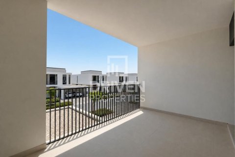 Villa in EMAAR South, Dubai South (Dubai World Central), Dubai 4 bedrooms, 499.26 sq.m. № 129236 - photo 26