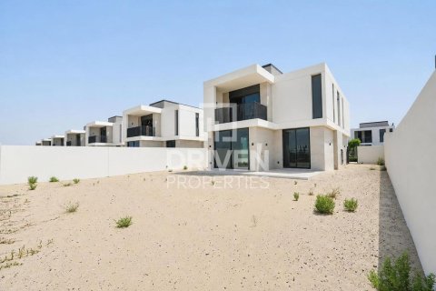 Villa in EMAAR South, Dubai South (Dubai World Central), Dubai 4 bedrooms, 499.26 sq.m. № 129236 - photo 25