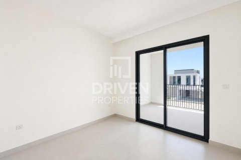 Villa in EMAAR South, Dubai South (Dubai World Central), Dubai 4 bedrooms, 499.26 sq.m. № 129236 - photo 10