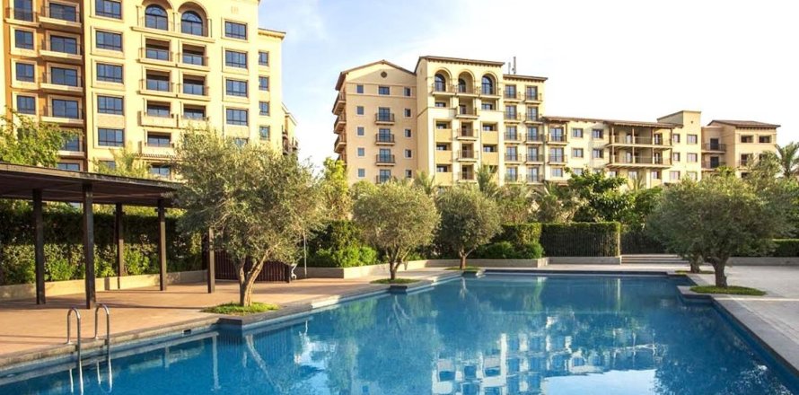 Appartement à Dubai, 2 chambres, 136.9 m², № 97574