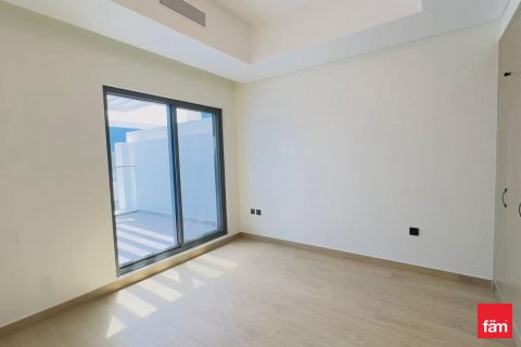 Townhouse in Dubai 4 bedrooms, 144 sq.m. № 109275 - photo 12