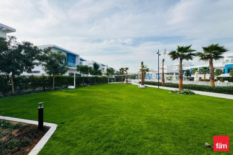 Townhouse in Dubai 4 bedrooms, 144 sq.m. № 109275 - photo 4