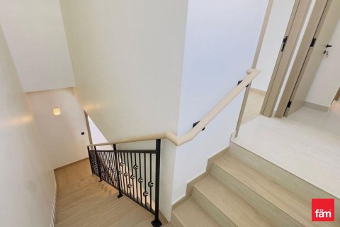 Townhouse in Dubai 4 bedrooms, 144 sq.m. № 109275 - photo 14