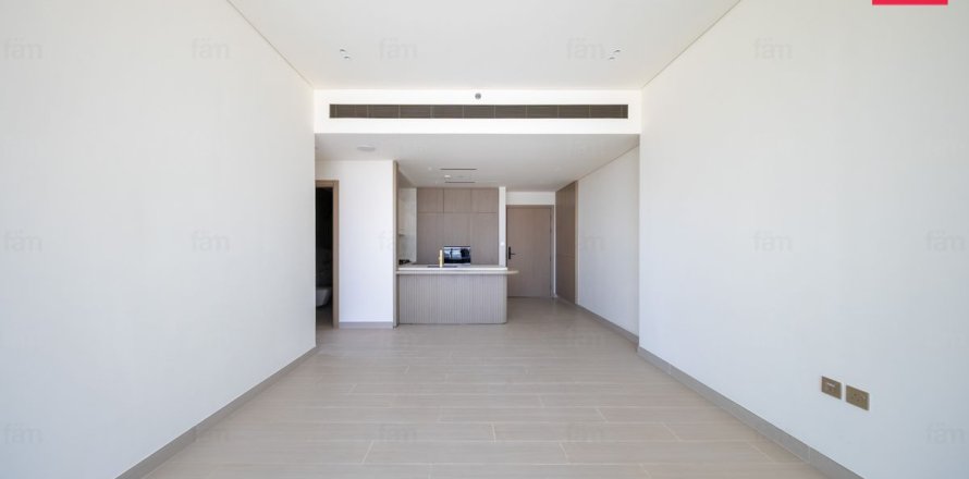 Квартира в Дубае, 2 спальни, 105.7м², № 109274