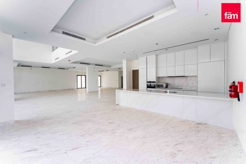 Villa in Dubai 6 bedrooms, 1125 sq.m. № 50008 - photo 8