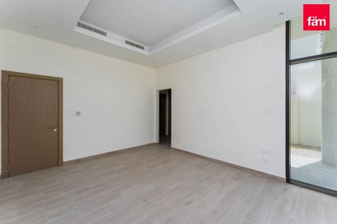 Villa in Dubai 6 bedrooms, 1125 sq.m. № 50008 - photo 29