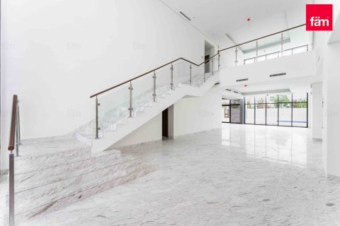 Villa in Dubai 6 bedrooms, 1125 sq.m. № 50008 - photo 21