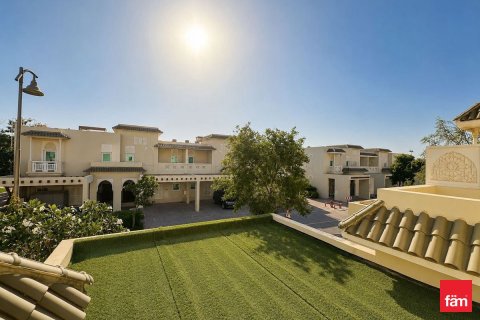 Adosado en Al Furjan, Dubai, 3 dormitorios, 222.6 m², № 109233 - foto 2