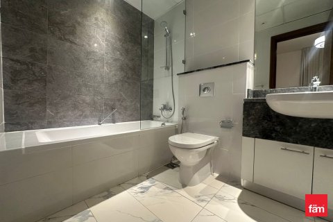 Apartment in Business Bay, Dubai 2 bedrooms, 140.4 sq.m. № 109230 - photo 11