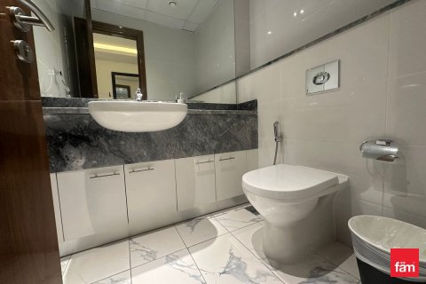 Apartment in Business Bay, Dubai 2 bedrooms, 140.4 sq.m. № 109230 - photo 12