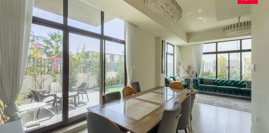 Villa in Meydan, Dubai 4 bedrooms, 288 sq.m. № 23940