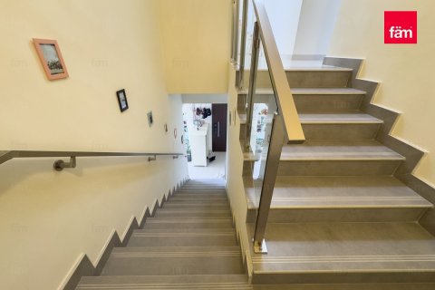 Villa in Meydan, Dubai 4 bedrooms, 288 sq.m. № 23940 - photo 8