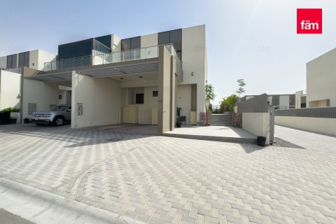 Villa in Meydan, Dubai 4 bedrooms, 288 sq.m. № 23940 - photo 25