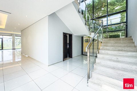 Villa en Dubai, 5 dormitorios, 640 m², № 23854 - foto 3