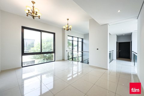 Villa en Dubai, 5 dormitorios, 640 m², № 23854 - foto 9