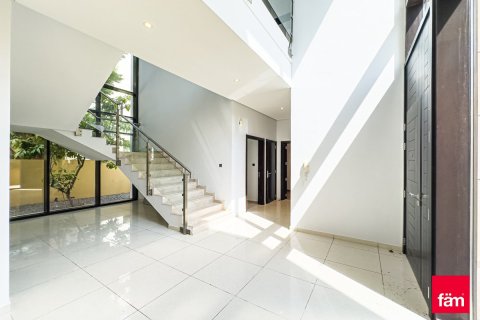 Villa en Dubai, 5 dormitorios, 640 m², № 23854 - foto 7