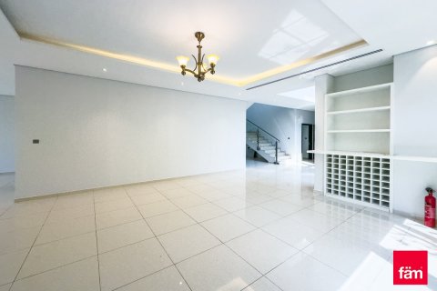 Villa en Dubai, 5 dormitorios, 640 m², № 23854 - foto 8