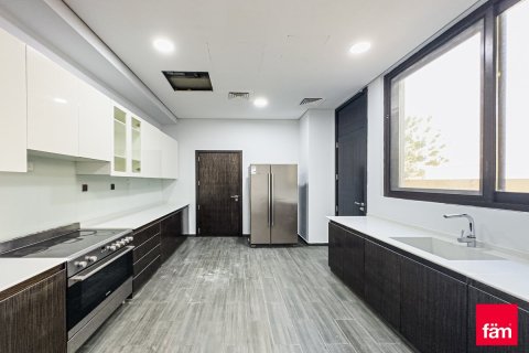 Villa en Dubai, 5 dormitorios, 640 m², № 23854 - foto 19
