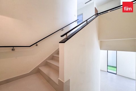 فيلا في دبي 4 غرف نوم, 334.6 م² رقم 94646 - صورة 8