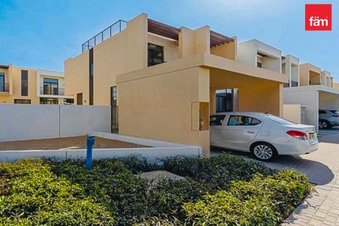 فيلا في دبي 4 غرف نوم, 334.6 م² رقم 94646