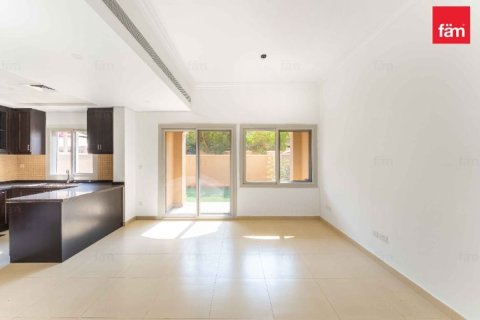 Снять в аренду таунхаус в Дубае: 2 спальни, 172.4м², № 94648 - фото 14