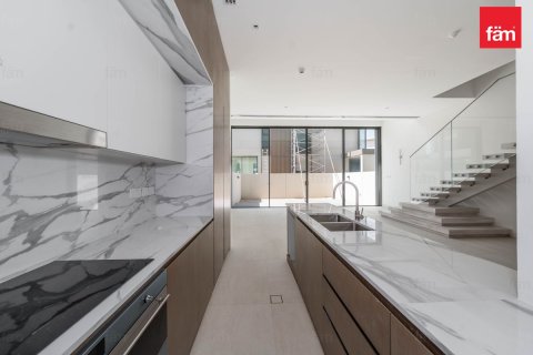 Townhouse in Dubai 3 bedrooms, 175 sq.m. № 94647 - photo 3