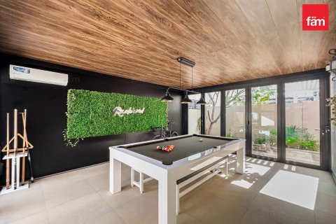 Townhouse in Dubai 4 bedrooms, 230.5 sq.m. № 94642 - photo 6