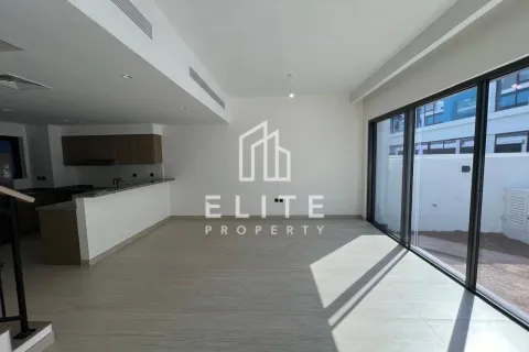 Townhouse in Dubai 4 bedrooms, 205 sq.m. № 85475 - photo 4