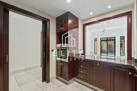 Apartment in Reehan, Old Town, Dubai 2 bedrooms, 282 sq.m. № 85473 - photo 6