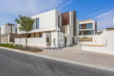 Villa in Dubai 4 bedrooms № 85484