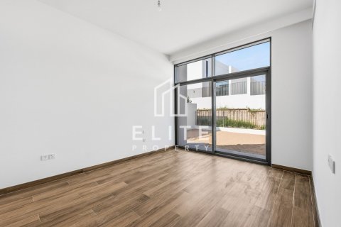 Villa in Dubai 4 bedrooms № 85484 - photo 5